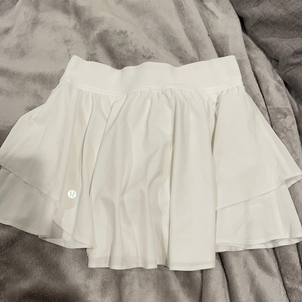 Court Rival High Rise Skirt Size 4